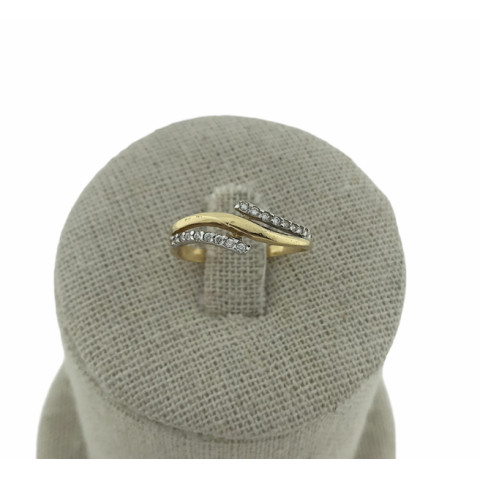 Sortija circonitas y Oro 18K